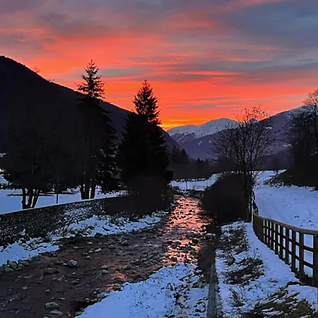 Bel-air A Due Passi Dalle Piste, Con Giardino E Posto Auto Apartamento
