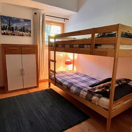 Apartamento Bel-air A Due Passi Dalle Piste, Con Giardino E Posto Auto Temù